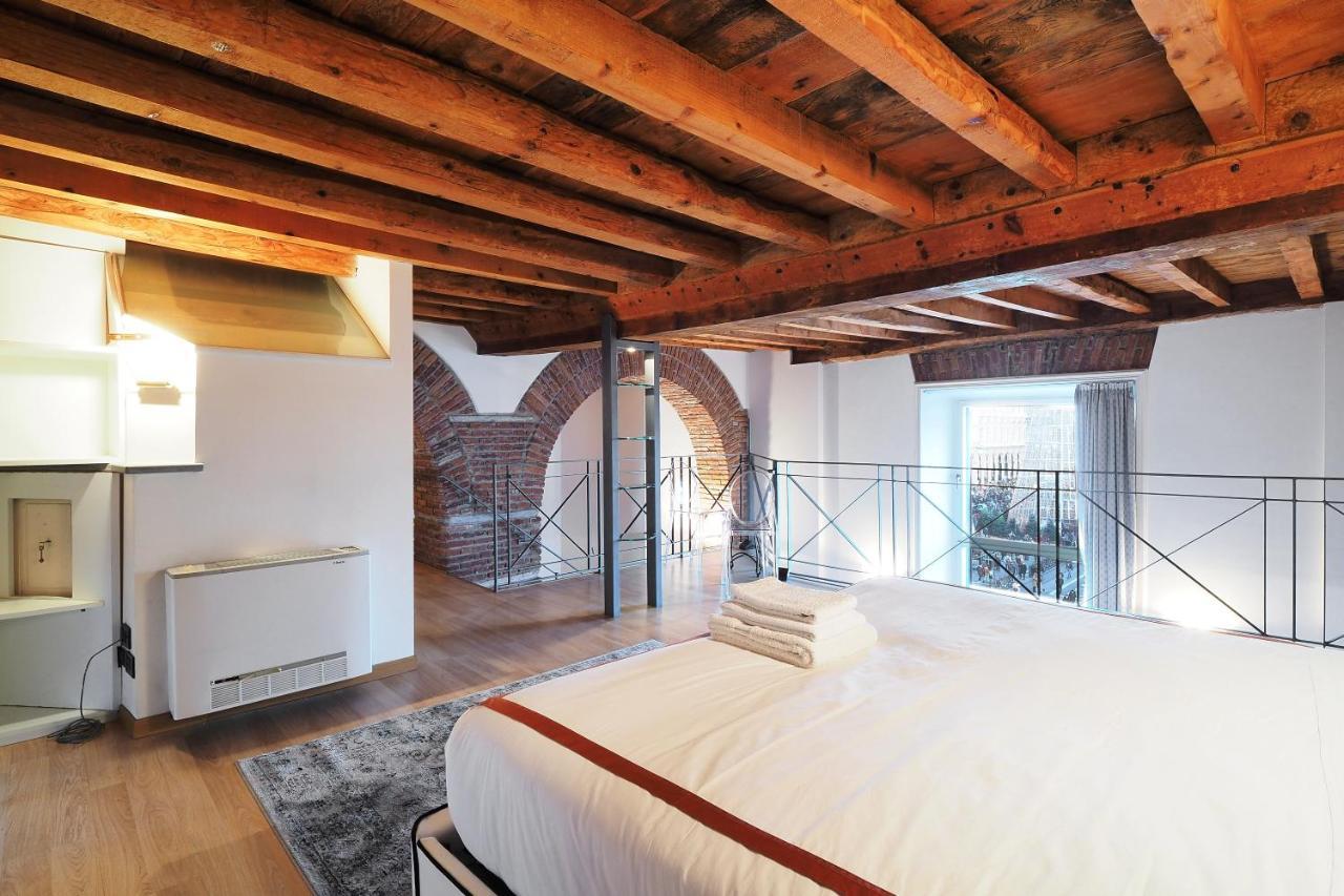 Unique Duomo Luxury Property Milan Exterior photo