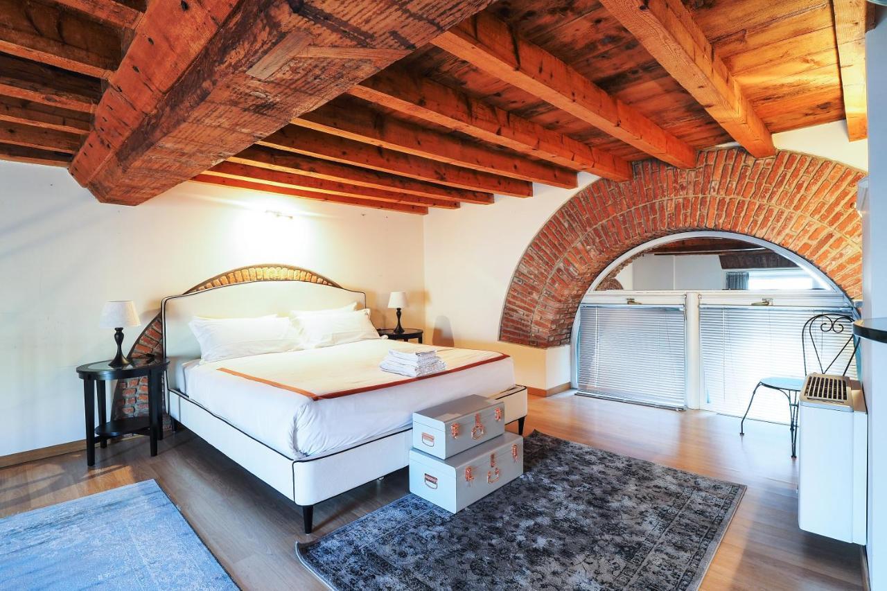 Unique Duomo Luxury Property Milan Exterior photo